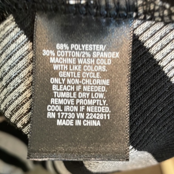 Black and Grey Chevron Striped Midi Dress size XXL - Picture 7 of 7